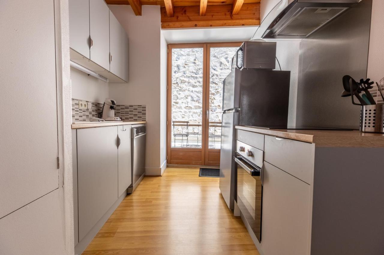 Le Double Pirou # 2 Appartements # Halte Auvergne Thiers Zewnętrze zdjęcie