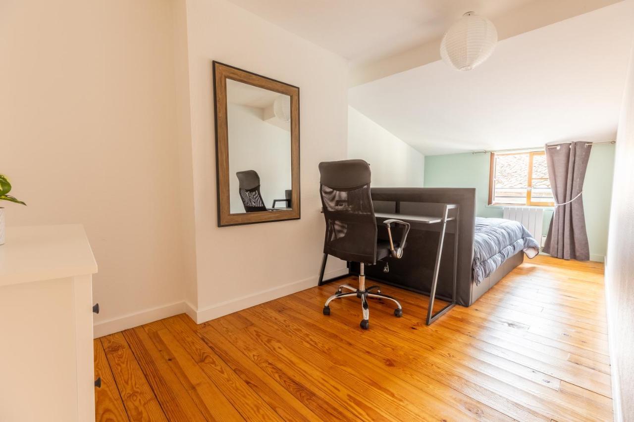 Le Double Pirou # 2 Appartements # Halte Auvergne Thiers Zewnętrze zdjęcie