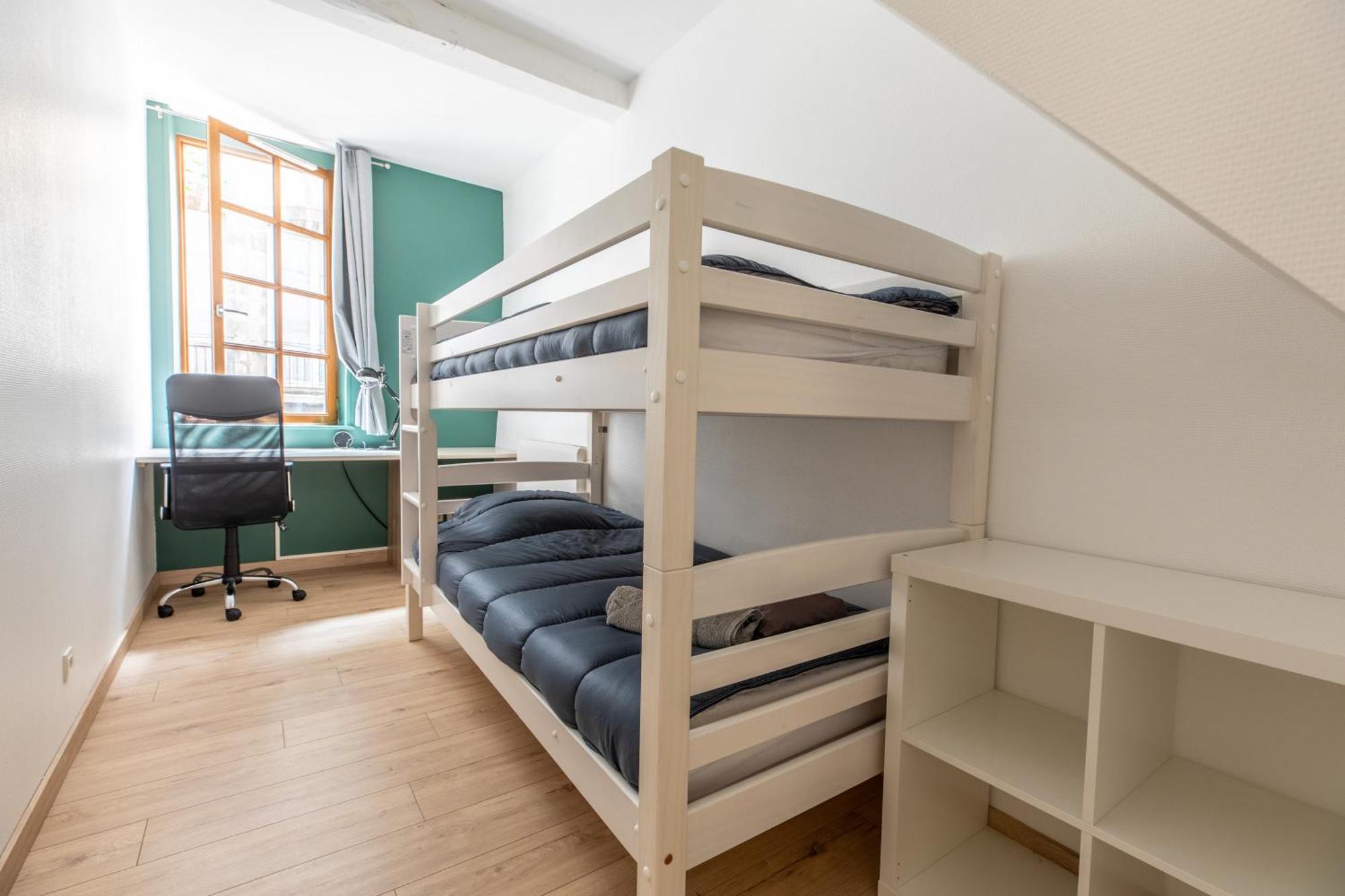 Le Double Pirou # 2 Appartements # Halte Auvergne Thiers Zewnętrze zdjęcie
